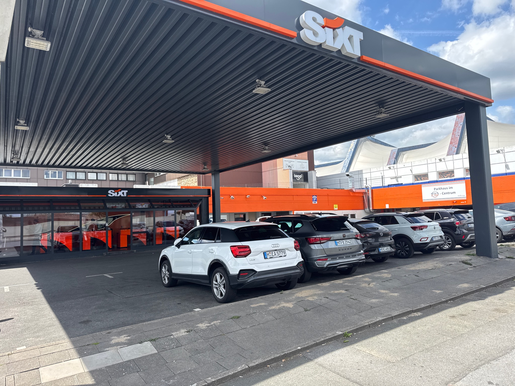 SIXT Mietwagen & Transporter mieten Dortmund Borsigplatz, Im Spaehenfelde 51 in Dortmund