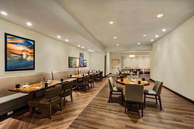 Images Holiday Inn & Suites Pittsfield-Berkshires by IHG