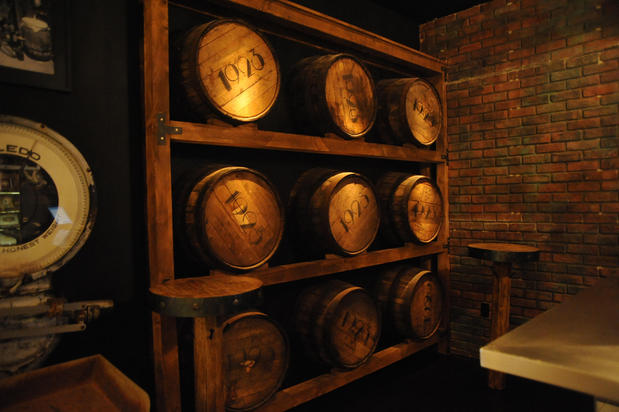 Images 1923 Prohibition Bar