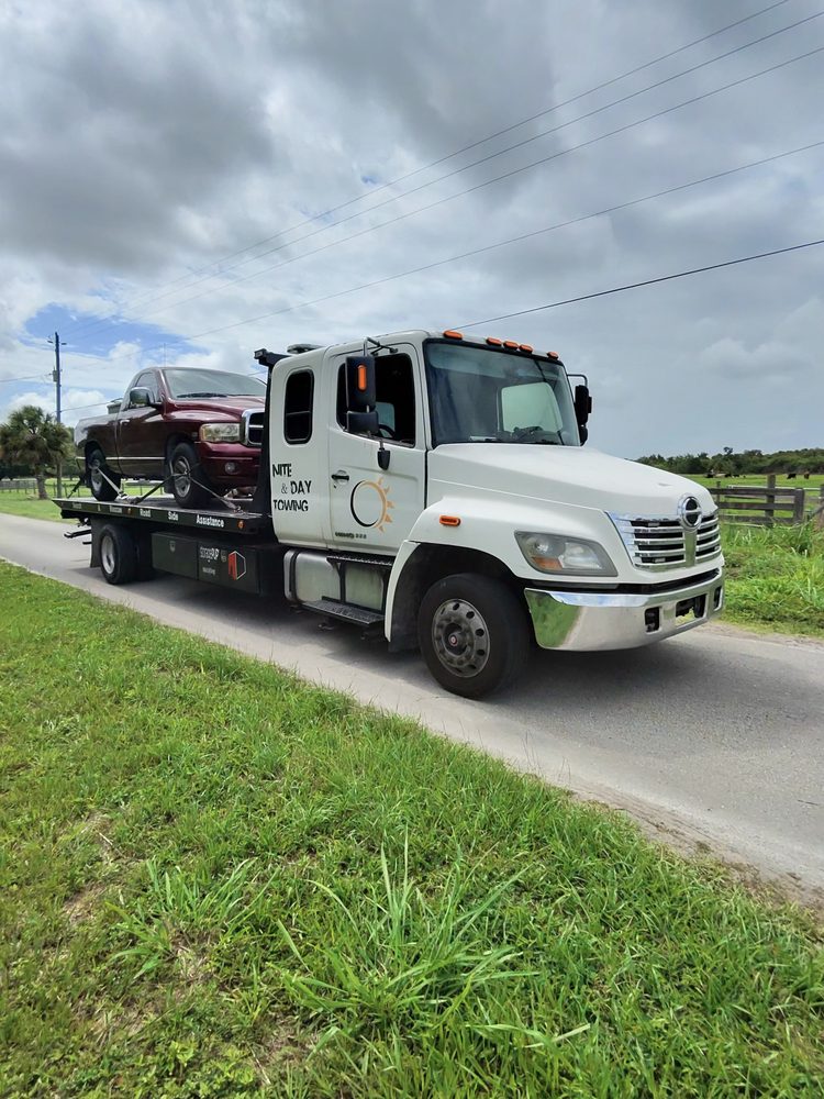 If you're searching for dependable towing near you, Nite & Day Towing Service is ready to assist. I am dedicated to providing quick and efficient service, ensuring that your vehicle is transported safely and securely. No matter the situation, Nite & Day Towing Service is just a call away to offer professional towing whenever you need it.