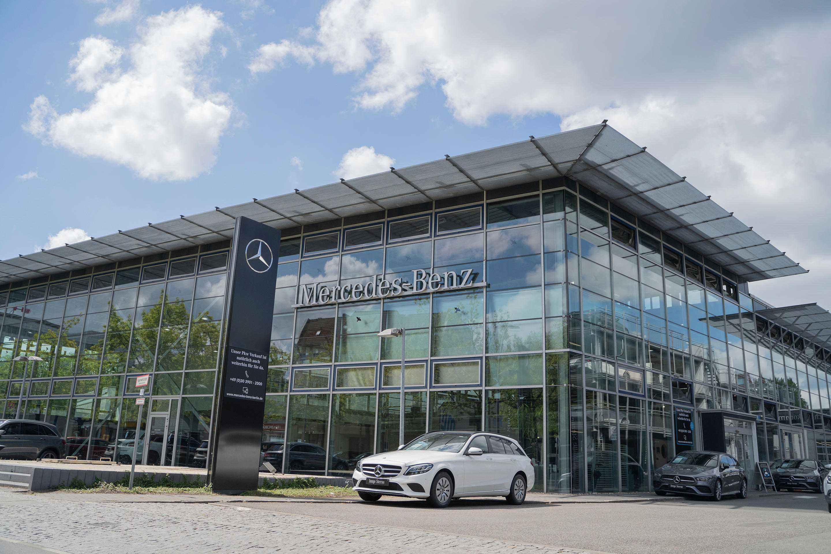 Bild 1 Mercedes-Benz Niederlassung Berlin in Berlin