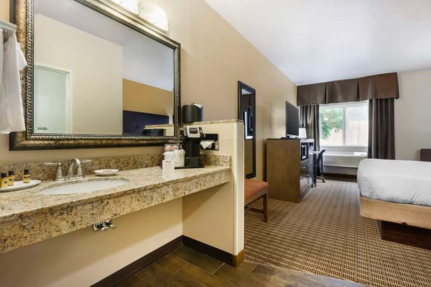 Images Best Western Plus Yakima Hotel