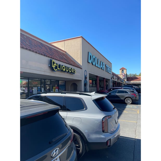Images DC Liquors - Thousand Oaks