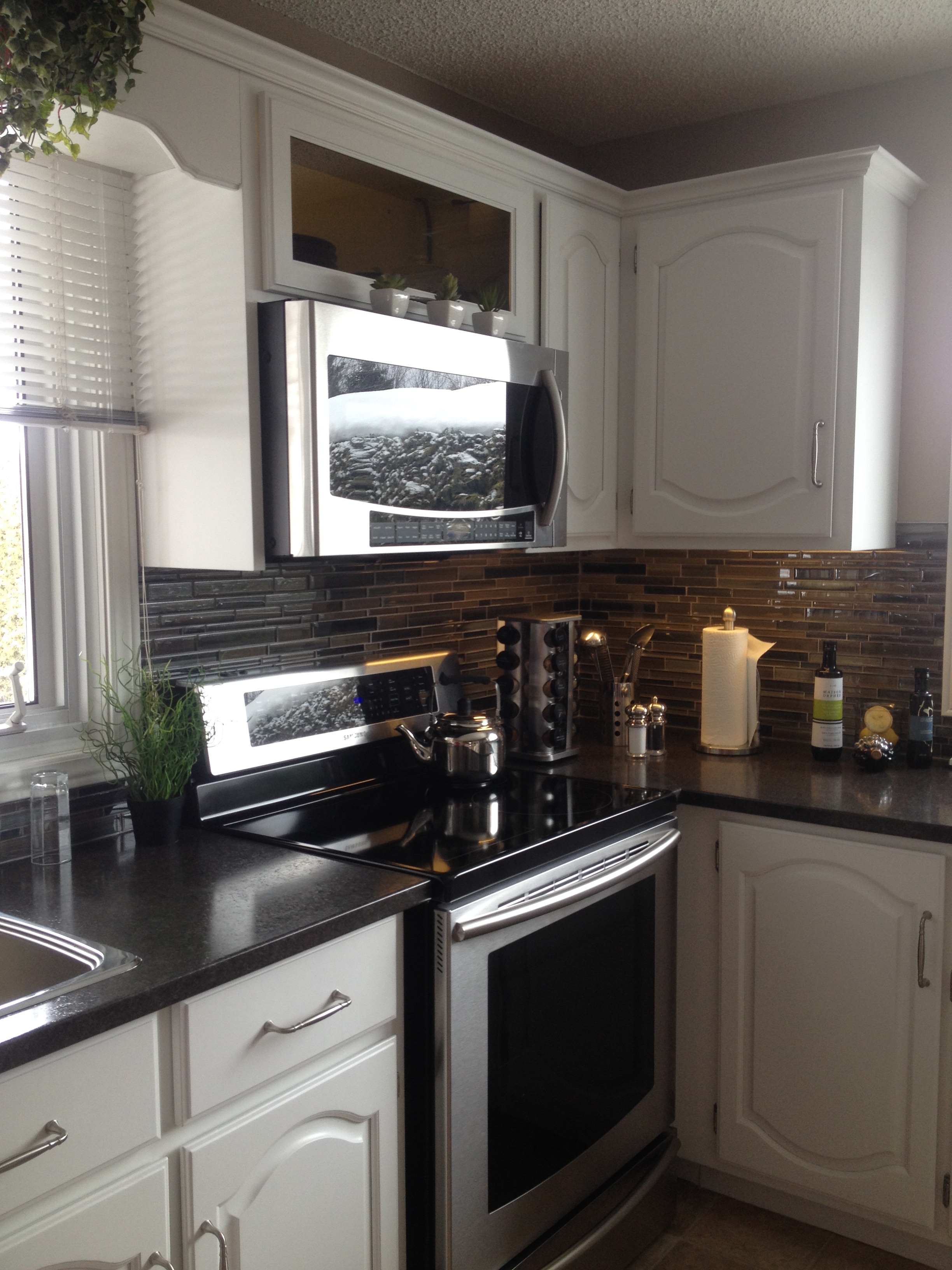 Images Finition Jaro | Spécialiste en relooking et rénovation de cuisines | Estrie