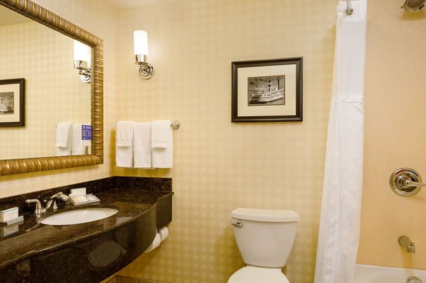 Images Hilton Garden Inn Cincinnati Blue Ash