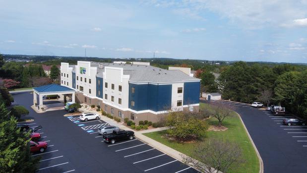Images Holiday Inn Express & Suites Greenville Airport, an IHG Hotel