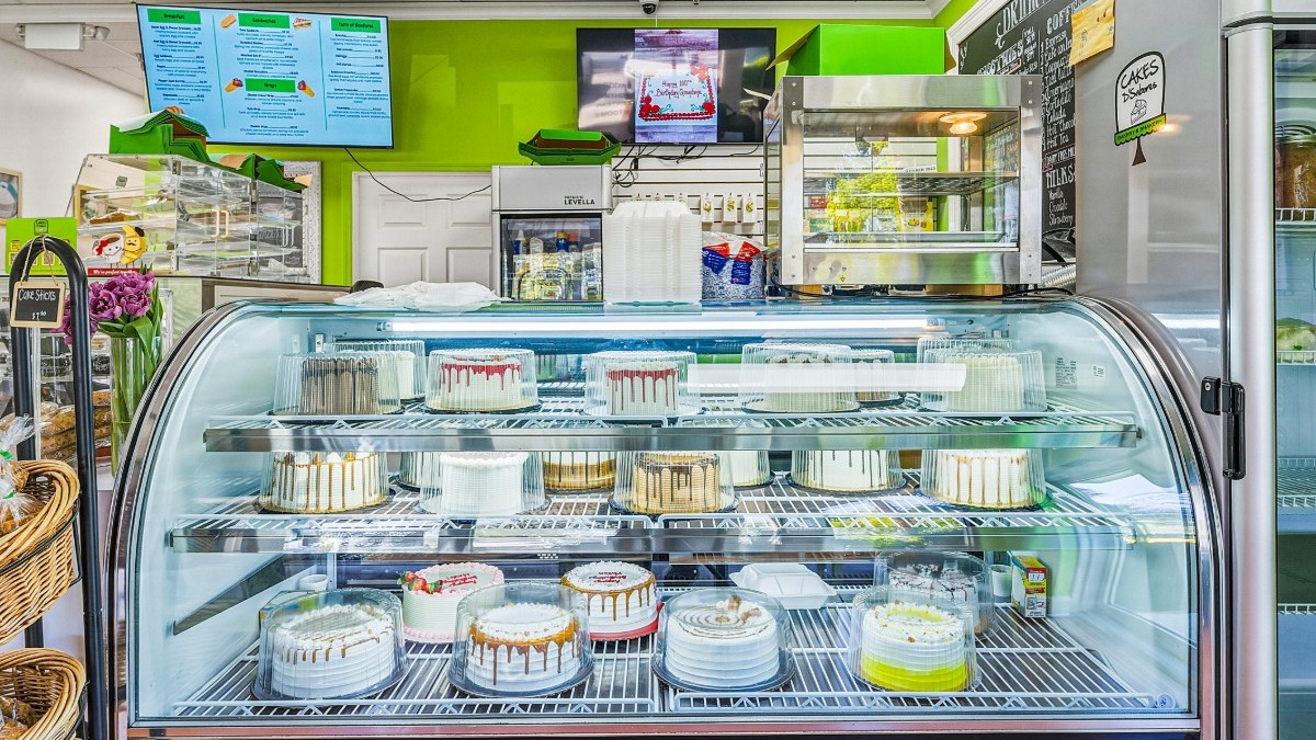 Fresh cakes, cupcakes, pastries, and custom birthday cakes are available daily. 