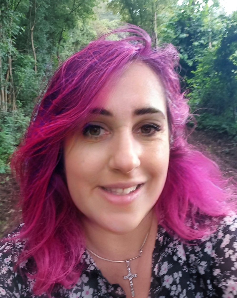 Natalie Colling Löwenherz Medium. Jenseitsmedium, Spirituelle Beraterin,(Geist-) Heilerin, Martinstraße 53 in Langerwehe