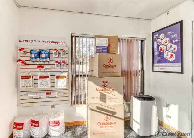 Images CubeSmart Self Storage