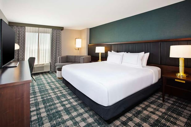 Images DoubleTree by Hilton Lansing