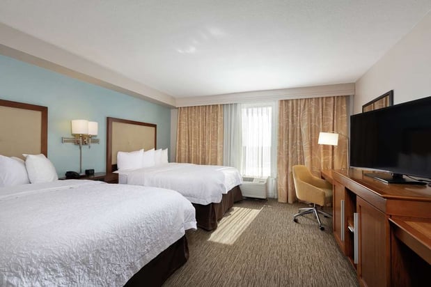 Images Hampton Inn & Suites Austin-Airport