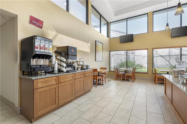 Images Best Western Plus York Hotel & Conference Center