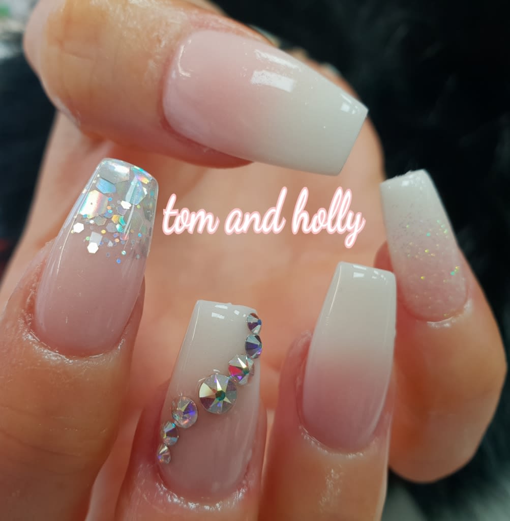 Images Tom & Holly Nails Studio Ltd