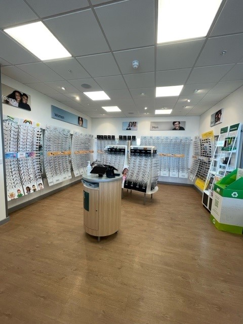 Images Specsavers Opticians and Audiologists - South Woodham Sainsbury's