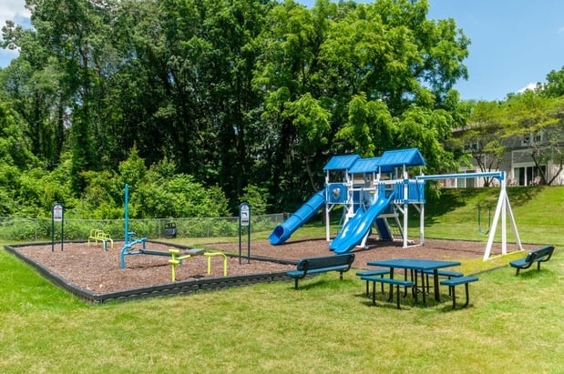 Images Nineteen North Apartments & Townhomes