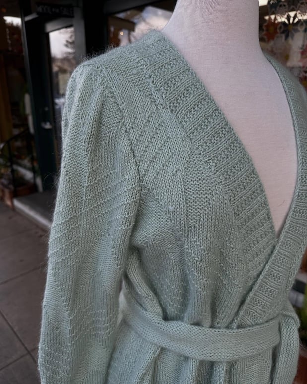 Images Uncommon Threads