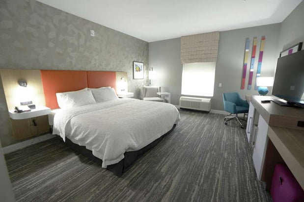 Images Hampton Inn & Suites Oklahoma City/Quail Springs