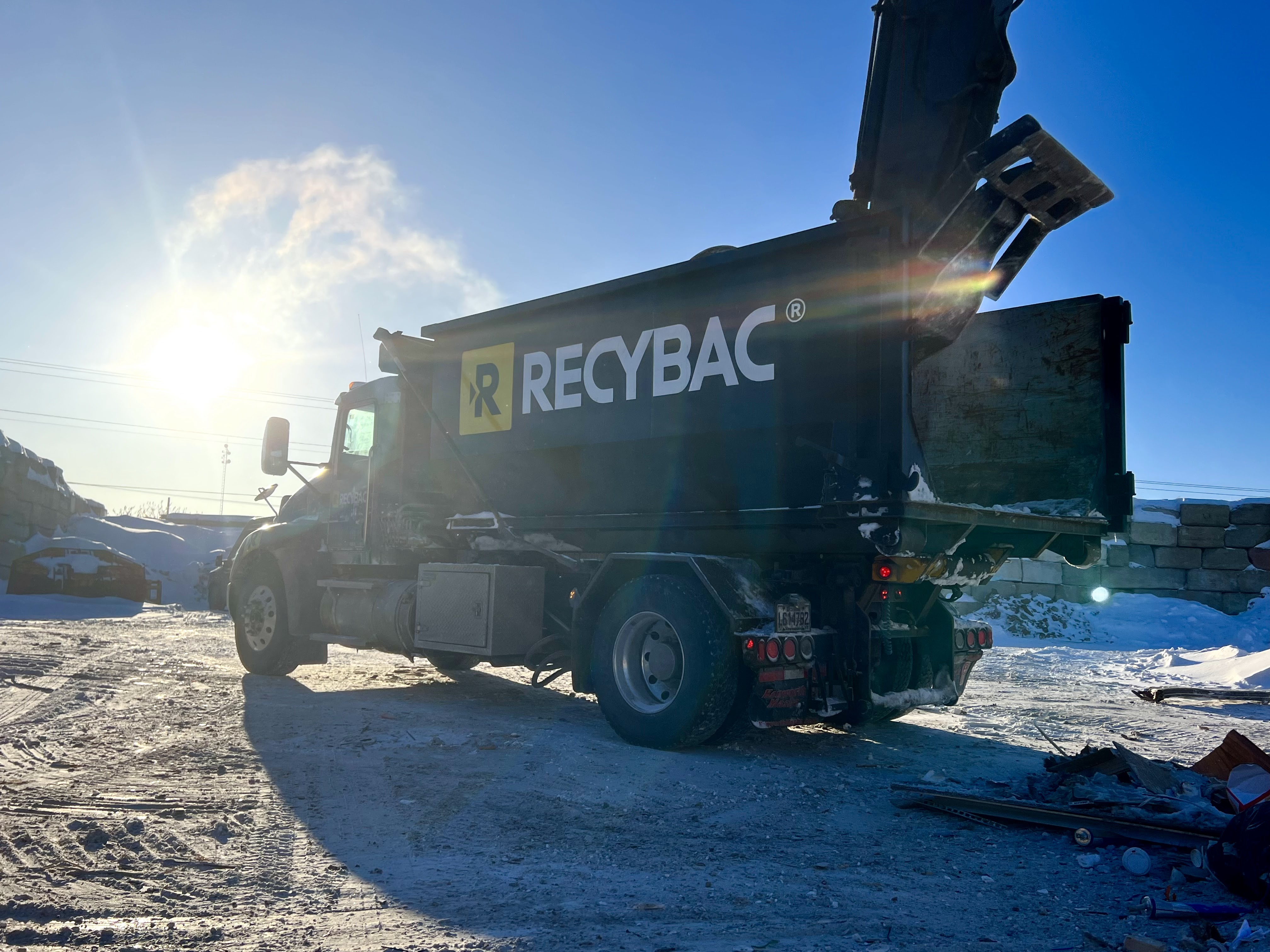 Images Location de conteneur RECYBAC Longueuil
