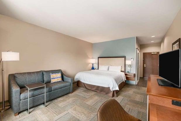 Images Hampton Inn & Suites Lavonia