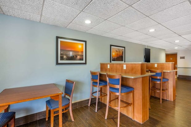 Images Best Western Port Clinton
