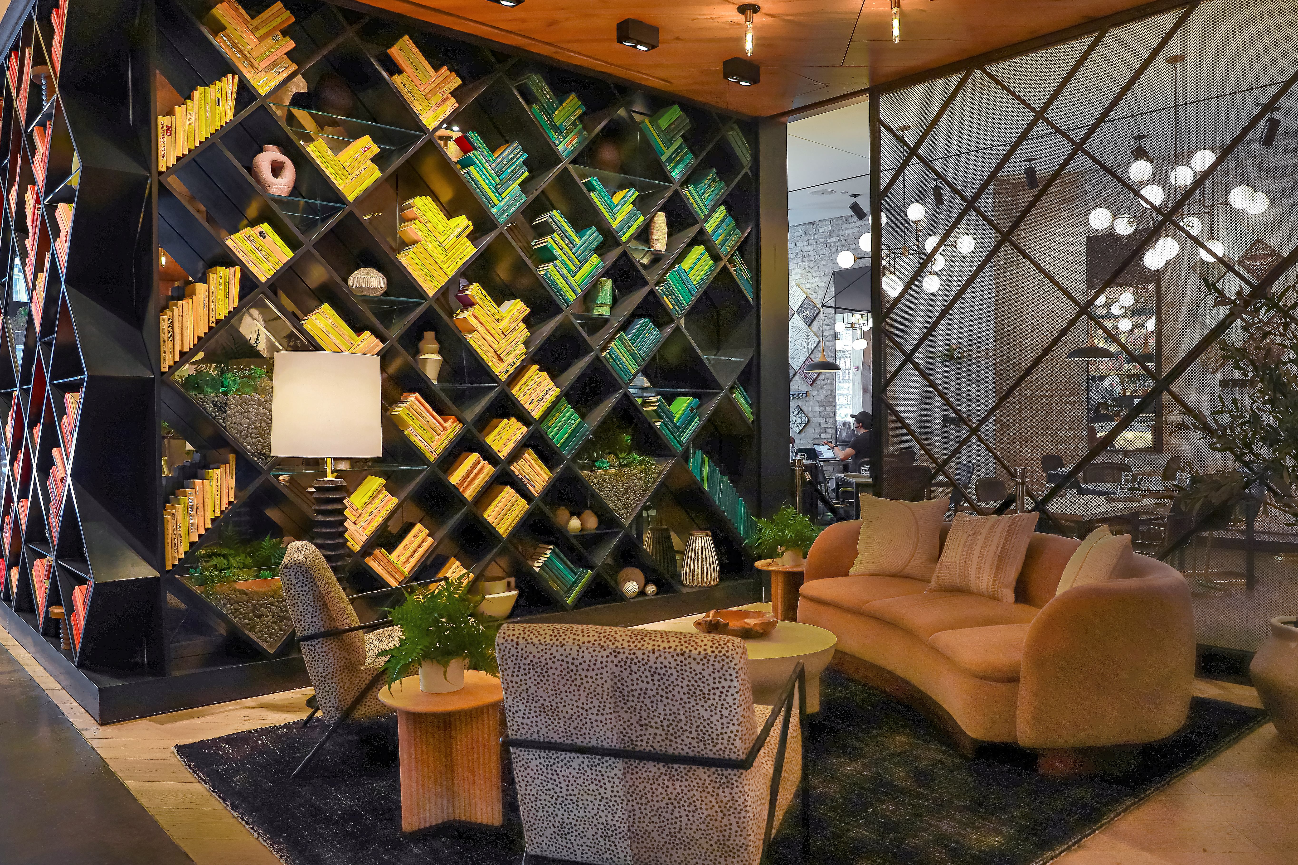 Arlo Chicago Lobby Space 