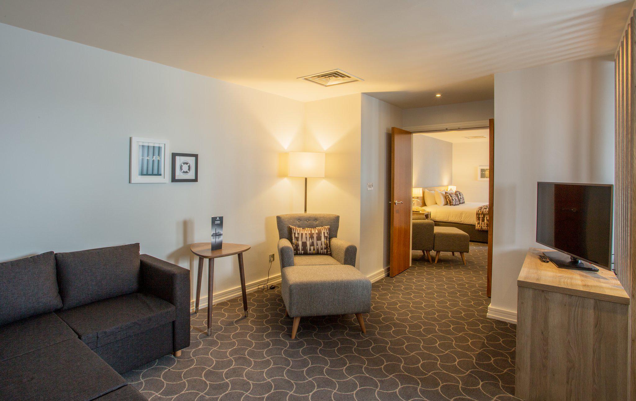 Images Holiday Inn Ellesmere Port - Cheshire Oaks, an IHG Hotel