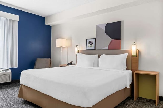 Images Spark by Hilton Hershey Near the Park