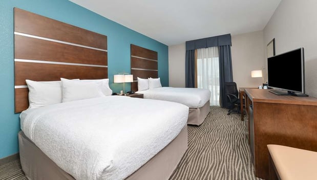 Images Hampton Inn & Suites Des Moines Downtown