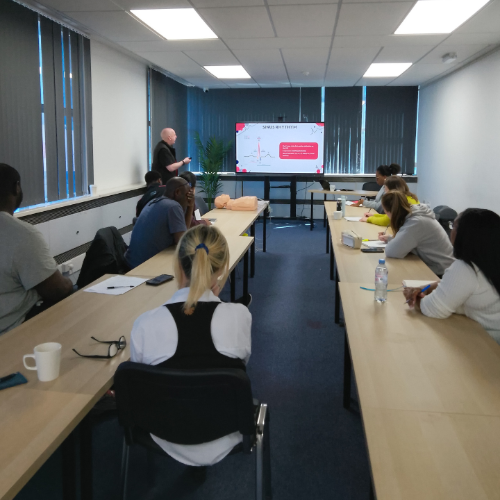 Images Phlebotomy Training Institute - London