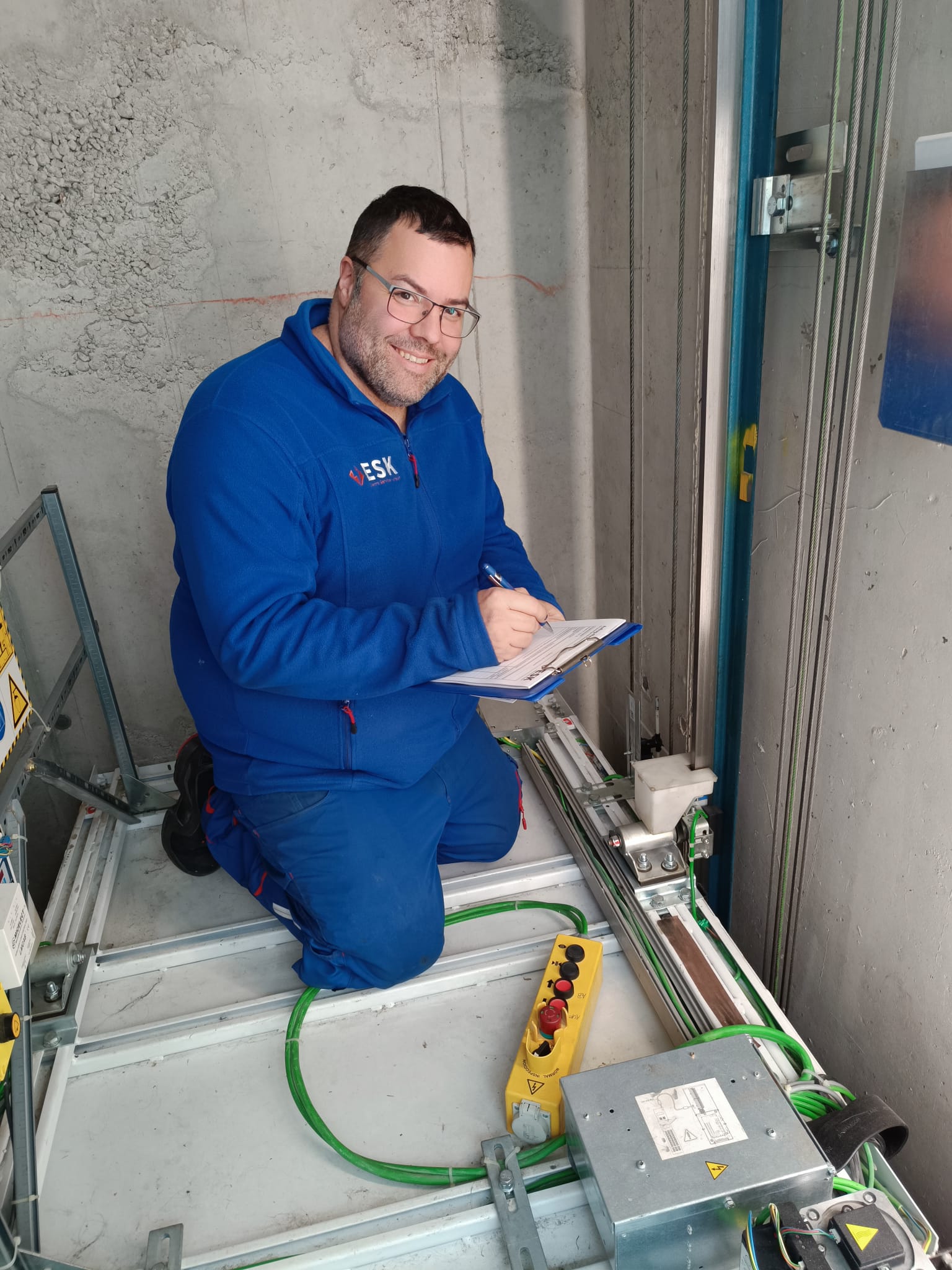 Bild 8 von ESK - Elektro Service Karbon GmbH