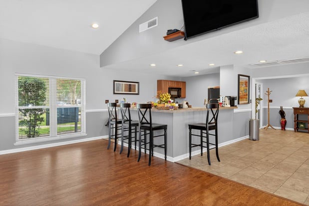 Images North Bluff Apartments