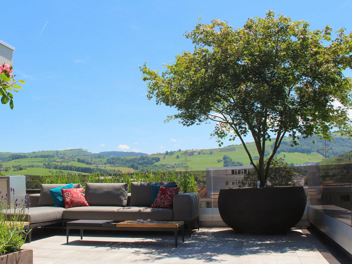 Silvedes AG, Bellevue in Brütten