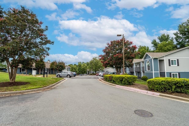 Images Wexford Apartment Homes