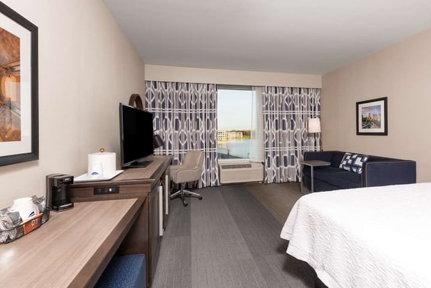Images Hampton  Inn & Suites Indianapolis-Keystone