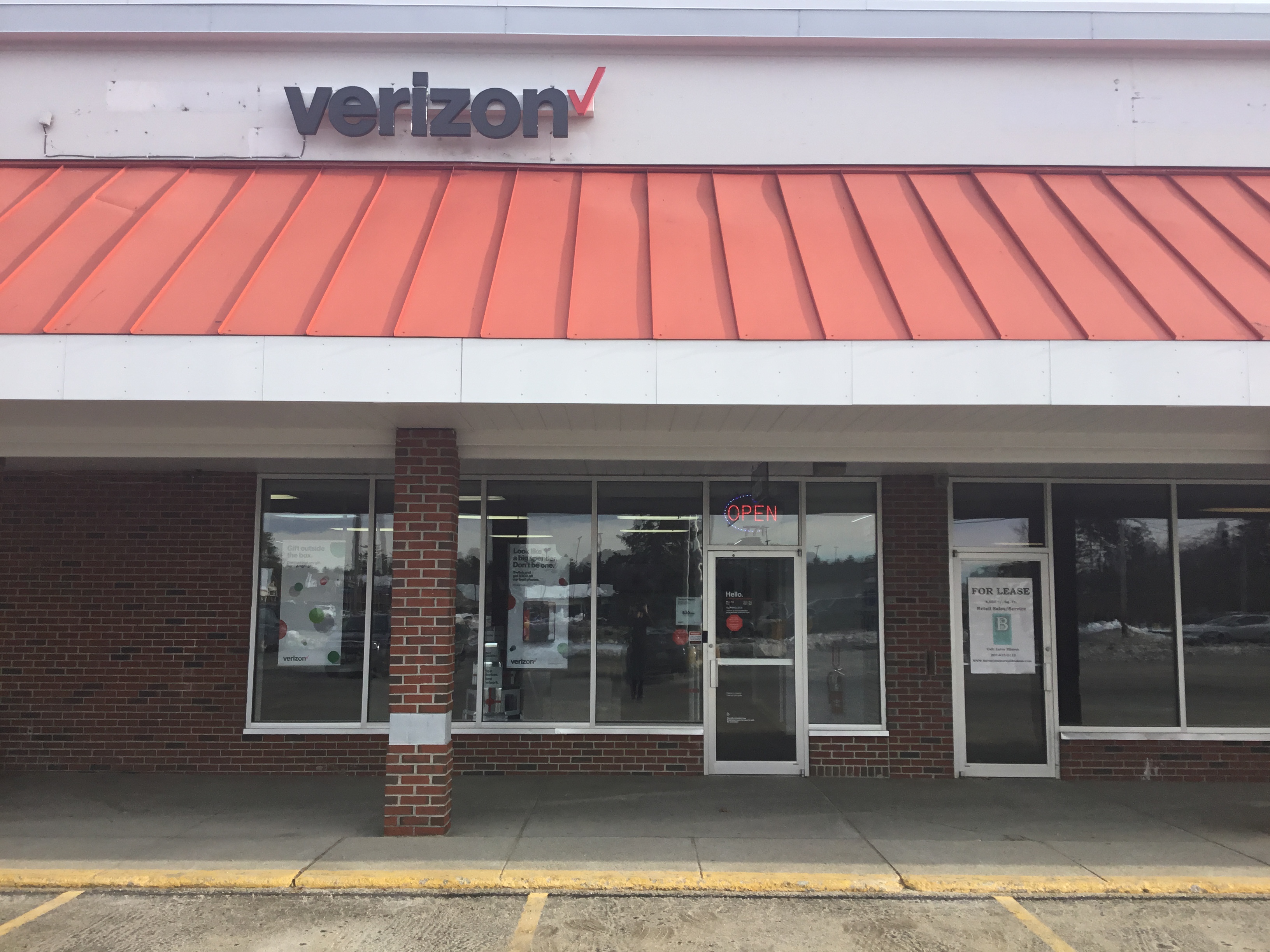 Verizon Authorized Retailer – GoWireless Photo