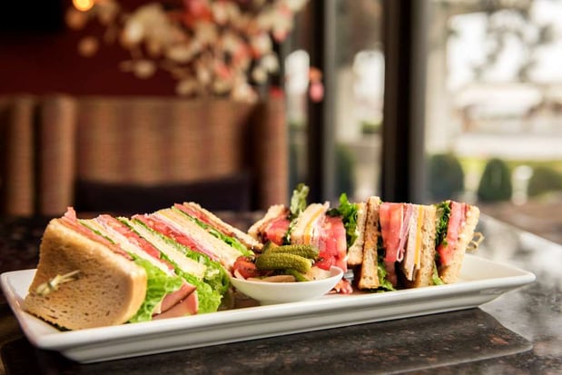 Images Hilton Chicago/Oak Lawn