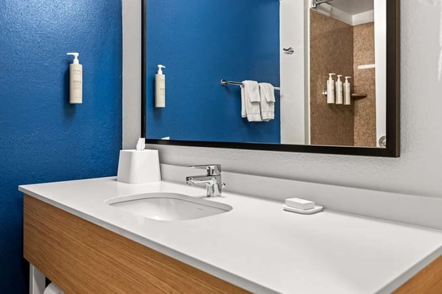 Images Spark by Hilton Port Wentworth Savannah