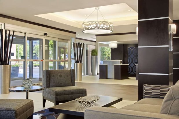 Images Embassy Suites by Hilton St. Louis Airport