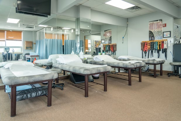 Images MOTION Sports Medicine - Sunnyside
