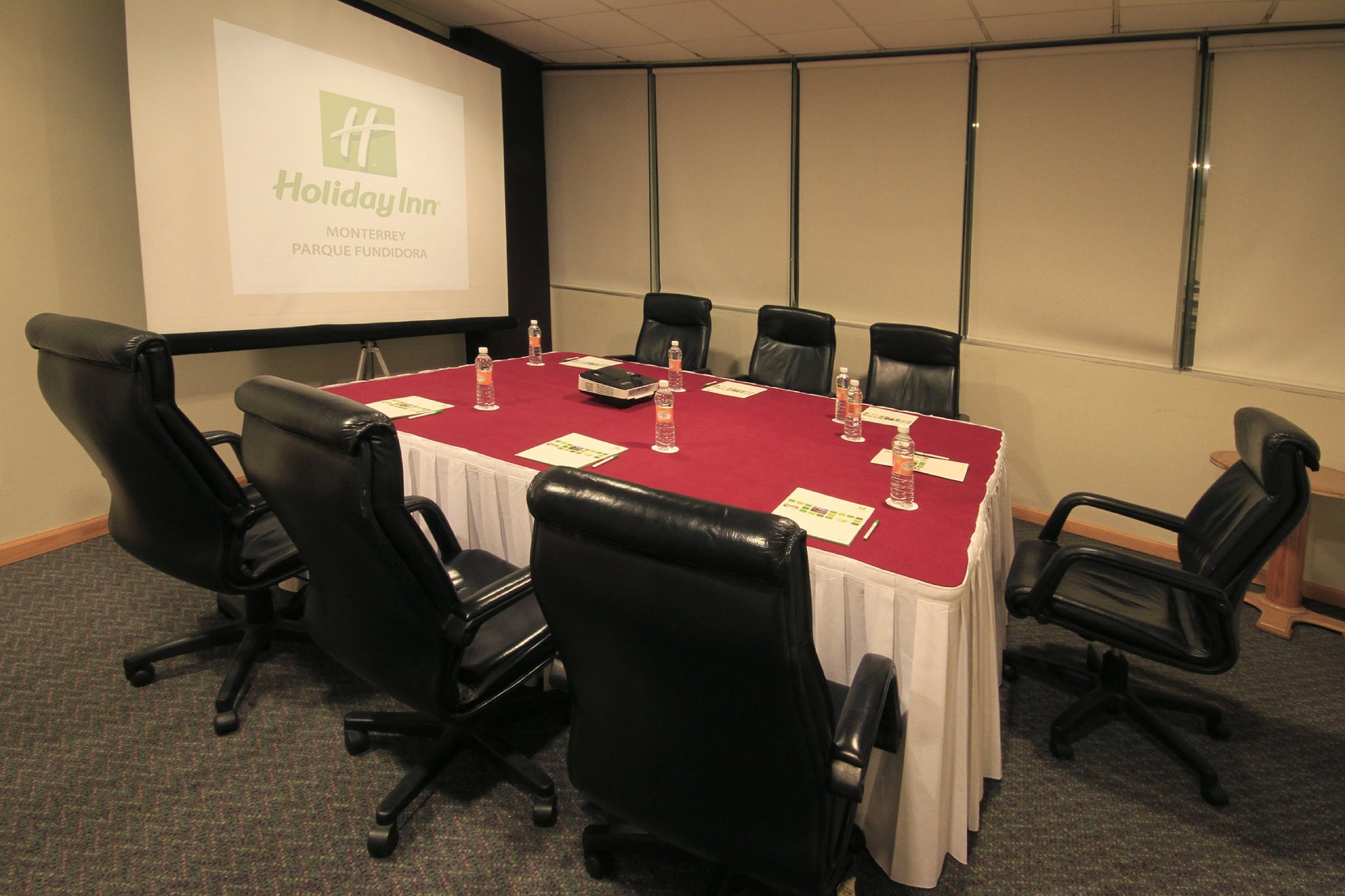 Images Holiday Inn Monterrey-Parque Fundidora by IHG