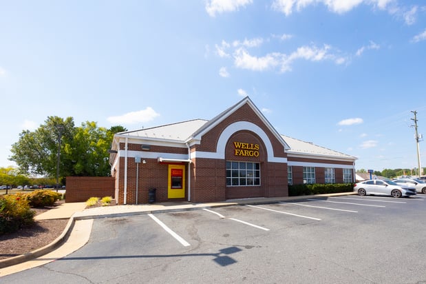 Images Wells Fargo Bank