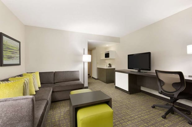Images Embassy Suites by Hilton Newark Wilmington South