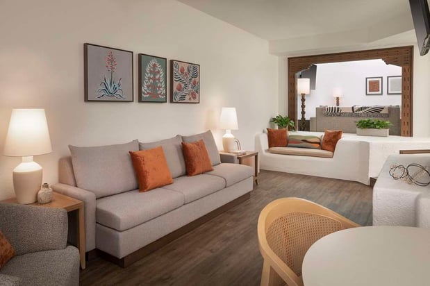 Images The Scottsdale Resort and Spa, Curio Collection by Hilton