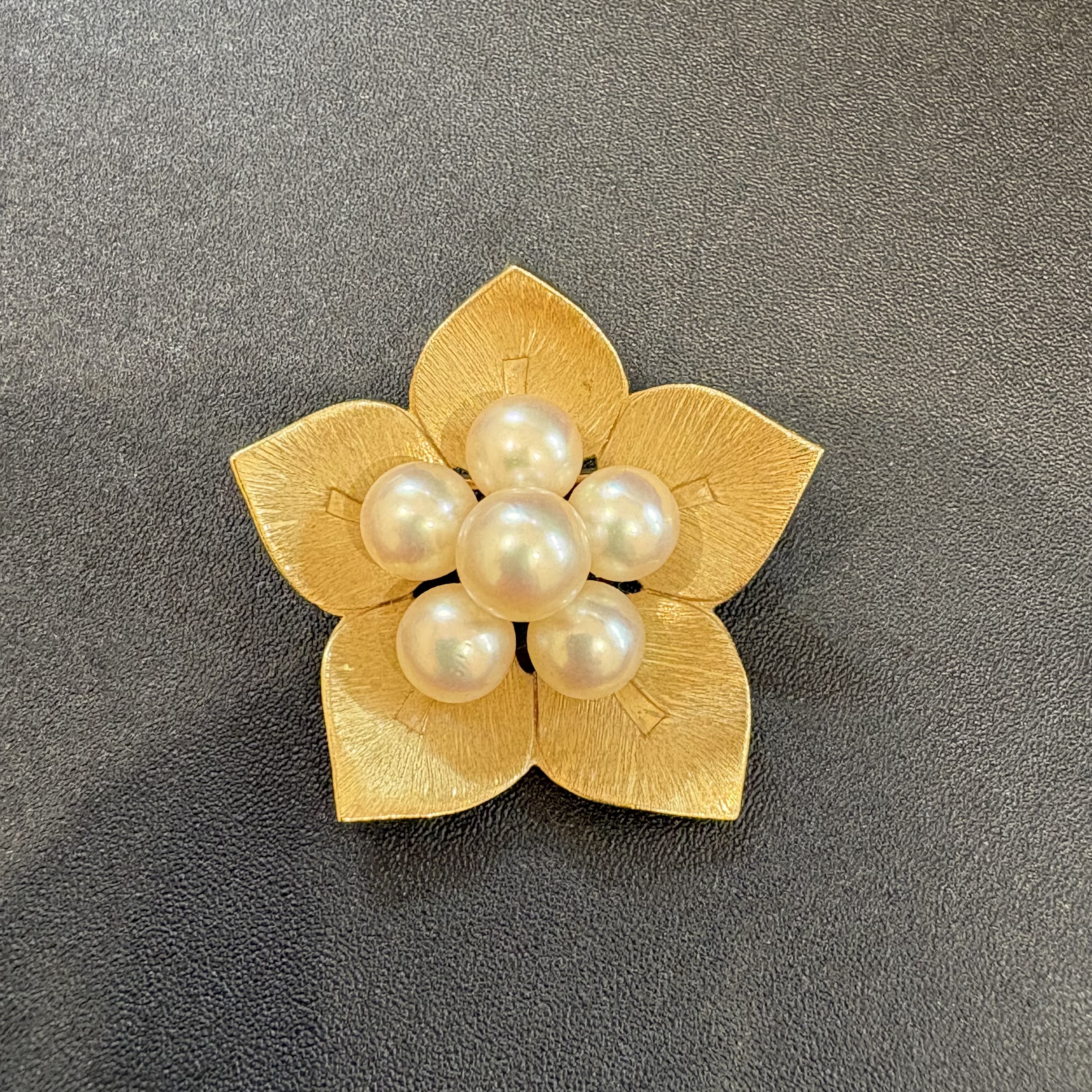 Images KOMEHYO（コメ兵）買取センターイオンモール豊川