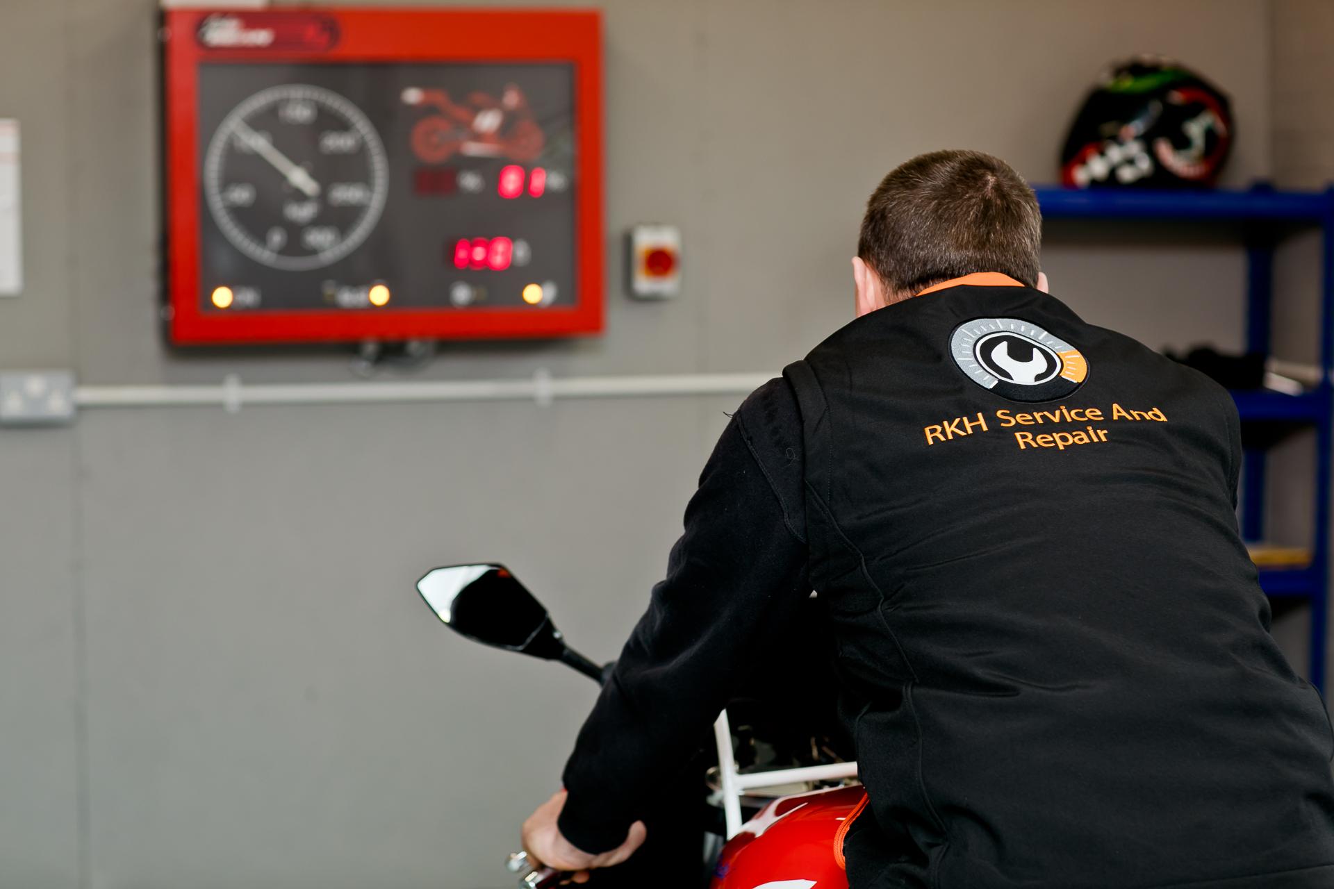 Images RKH Service & Repair | MOT Ashford Kent