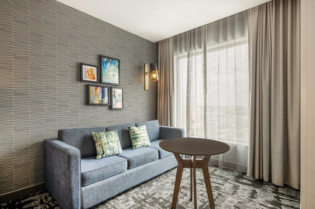 Images Crowne Plaza Kearney by IHG