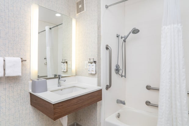 Images Holiday Inn Express & Suites San Diego Otay Mesa by IHG