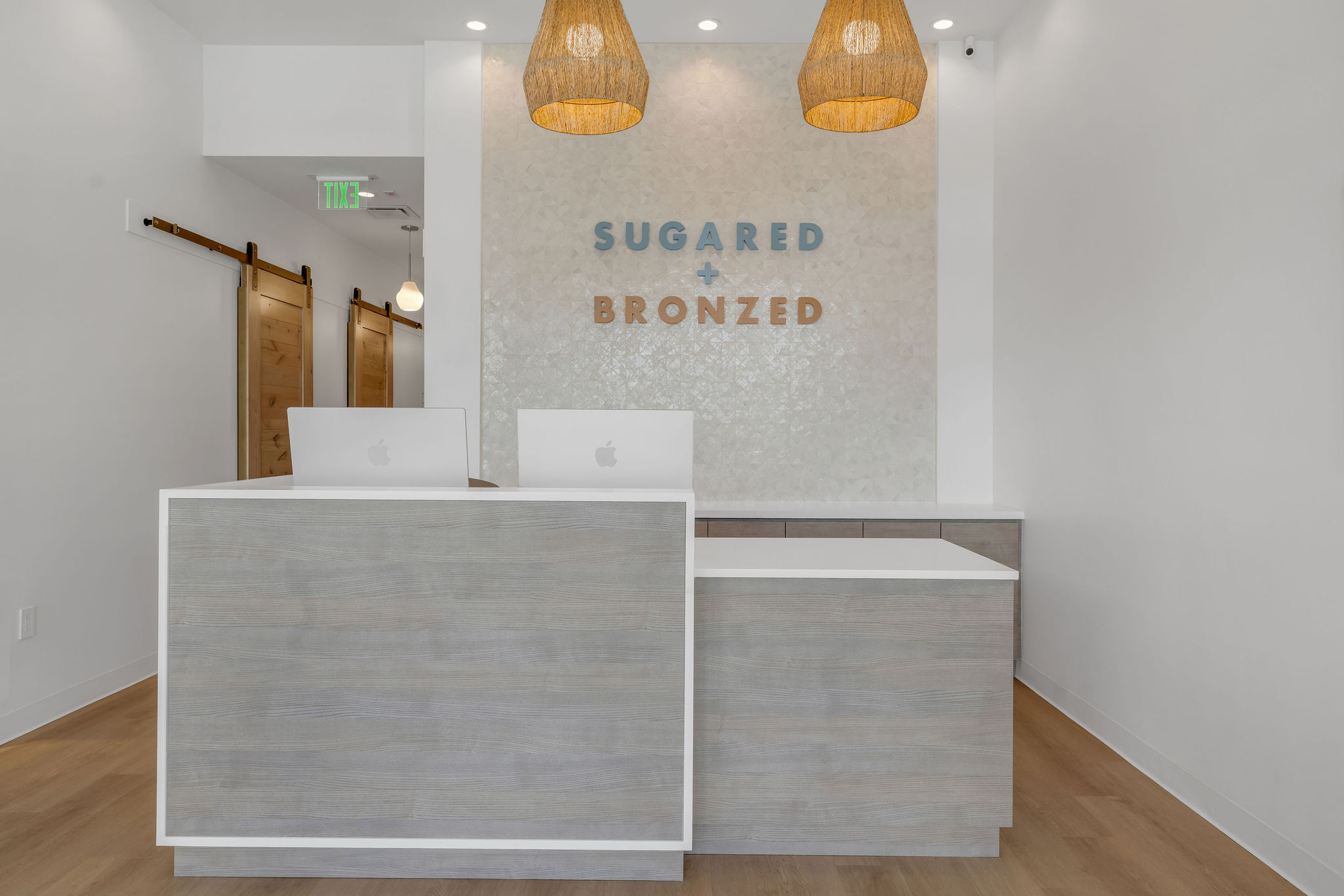 SUGARED + BRONZED Aventura Reception Desk