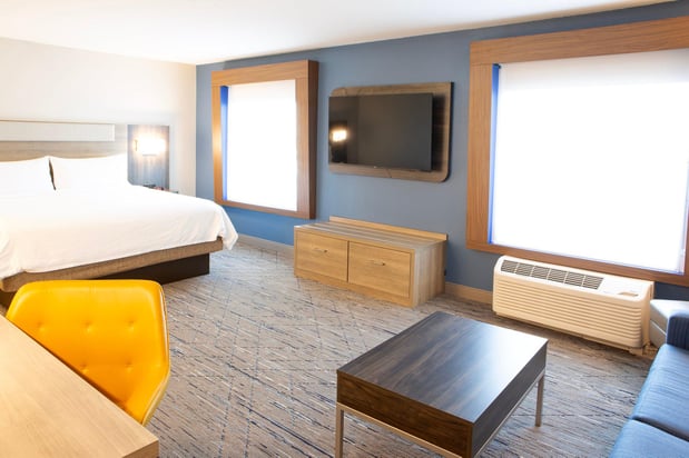 Images Holiday Inn Express & Suites Sioux City - Southern Hills by IHG