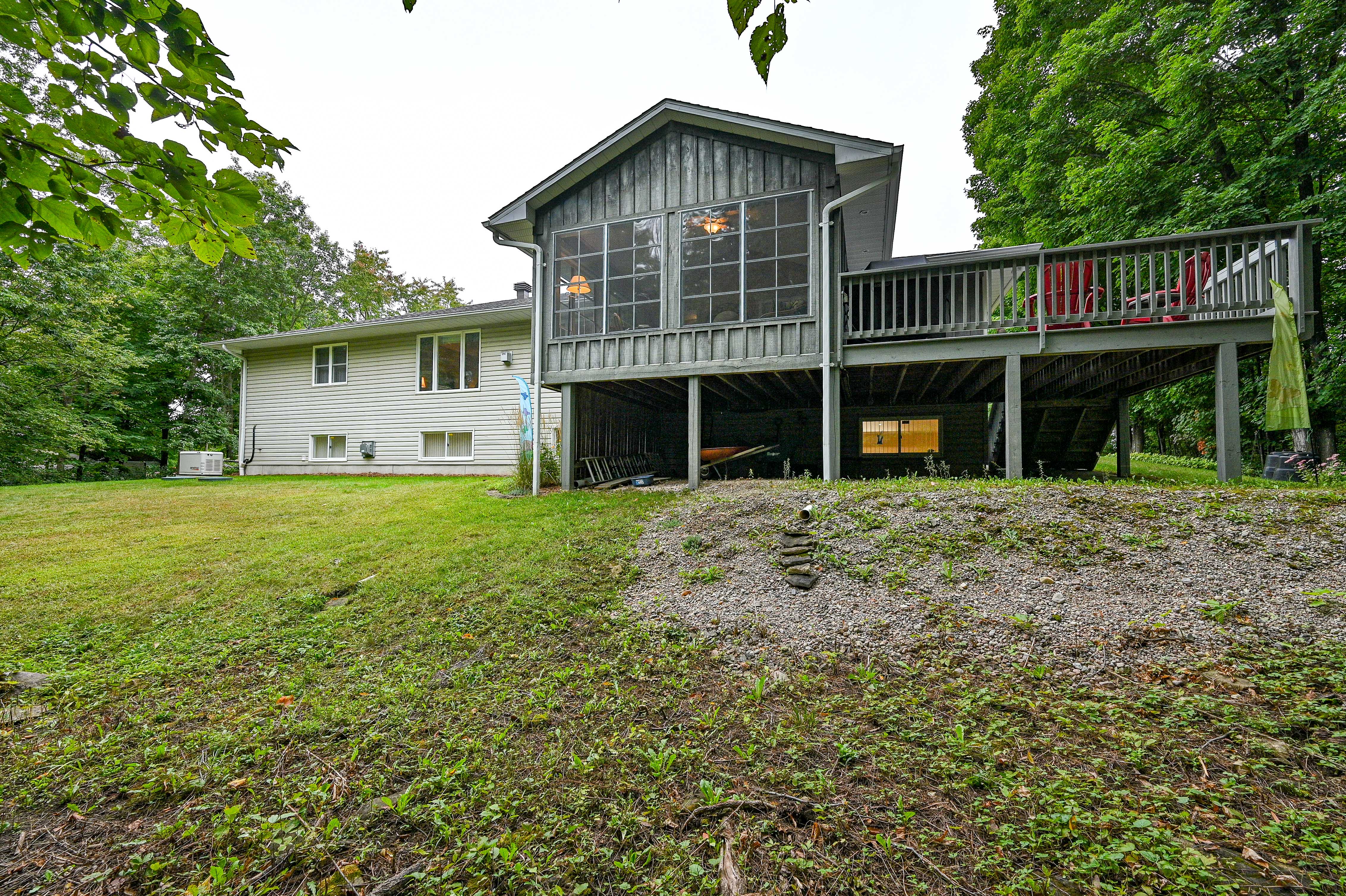 Images Leif Olson - Ottawa Real Estate Agent - Hamre Team RE/MAX Affiliates